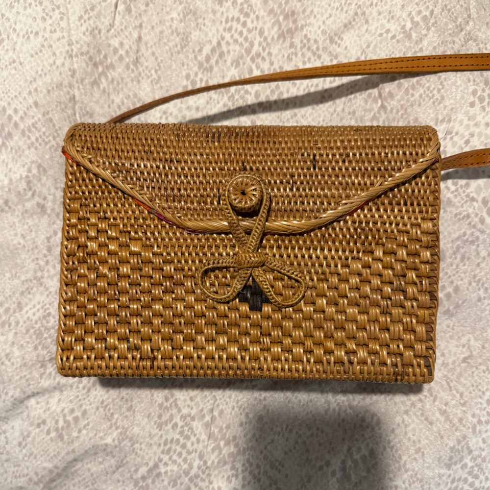 Woven Straw Crossbody Bag in Tan